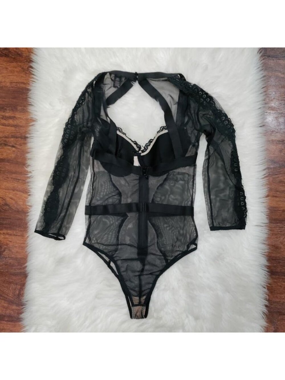 Victoria's Secret Sexy Black Sheer Size 34C Festival boho Sleeve Bodysuit Women' - Picture 4 of 11
